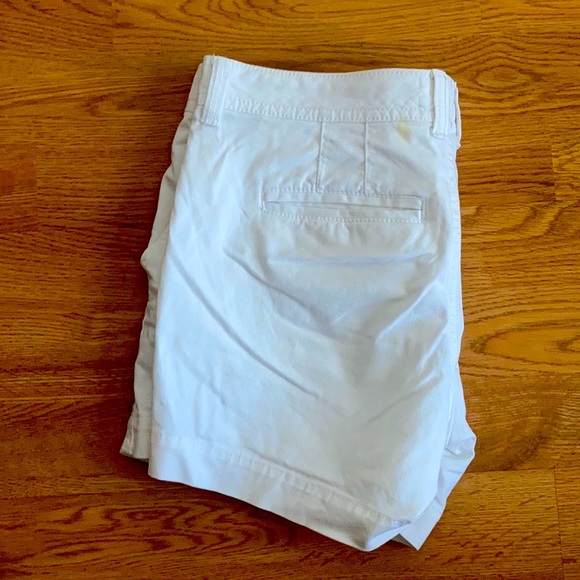 Old Navy Size 2 White Shorts - Picture 3 of 5
